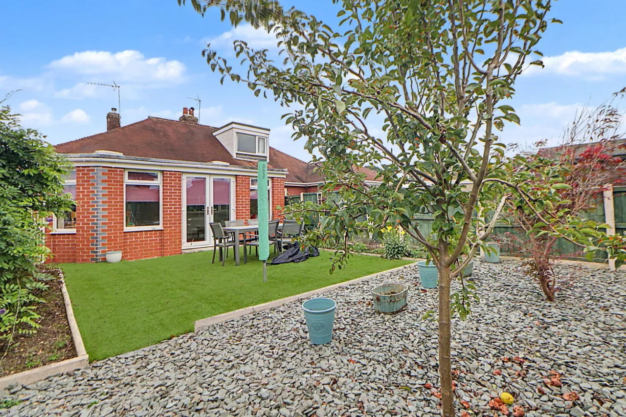 Birch Avenue, Alsager, photo 15