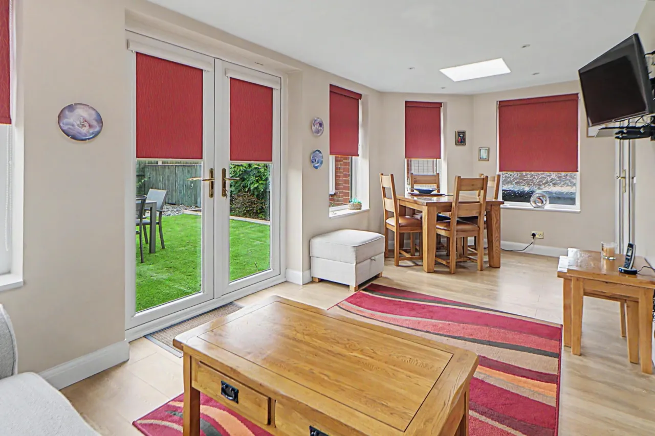 Birch Avenue, Alsager, photo 6