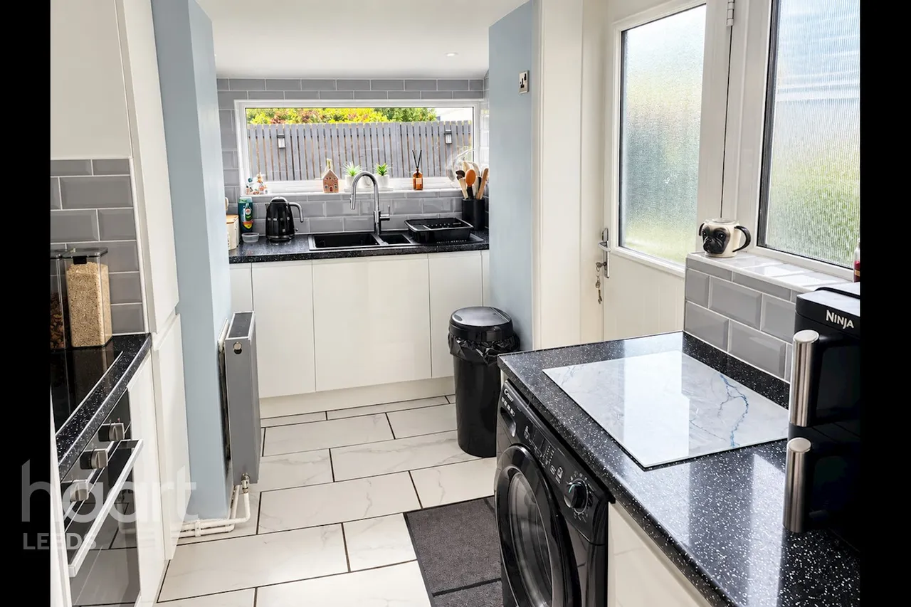 Westfield Avenue, Huddersfield, HD3, photo 7