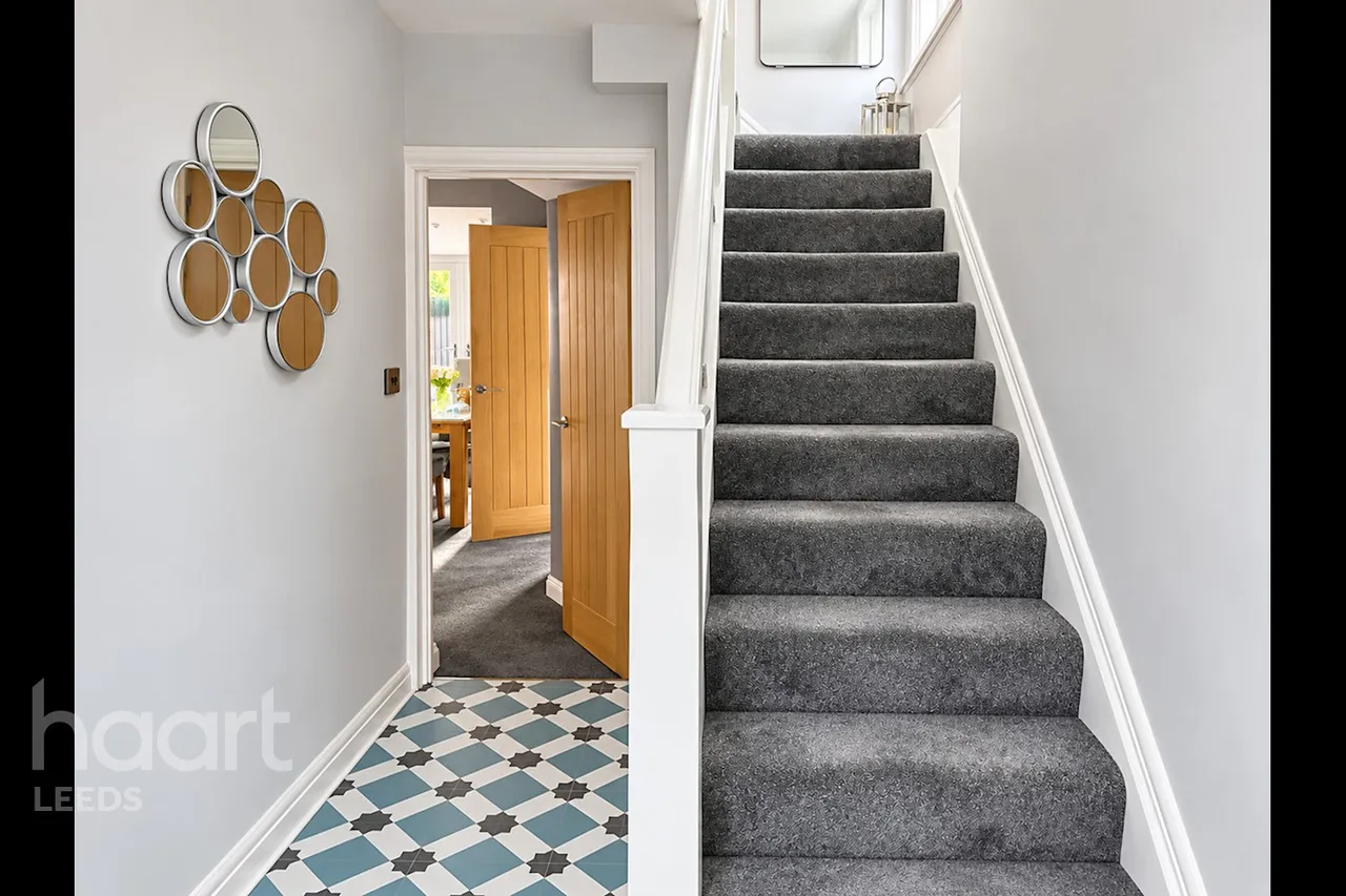 Westfield Avenue, Huddersfield, HD3, photo 8