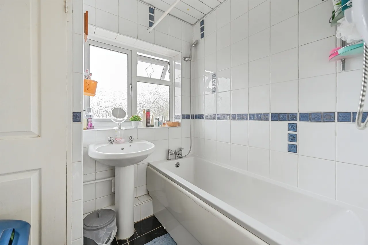 Radcliffe Drive, Derby, DE22, photo 14