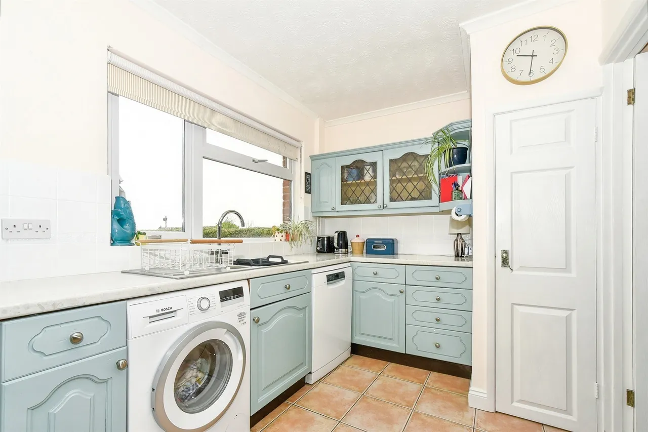 Seymour Road, Chippenham, SN15, photo 6