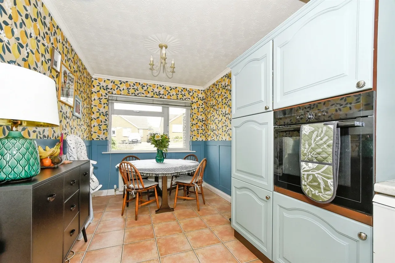 Seymour Road, Chippenham, SN15, photo 5