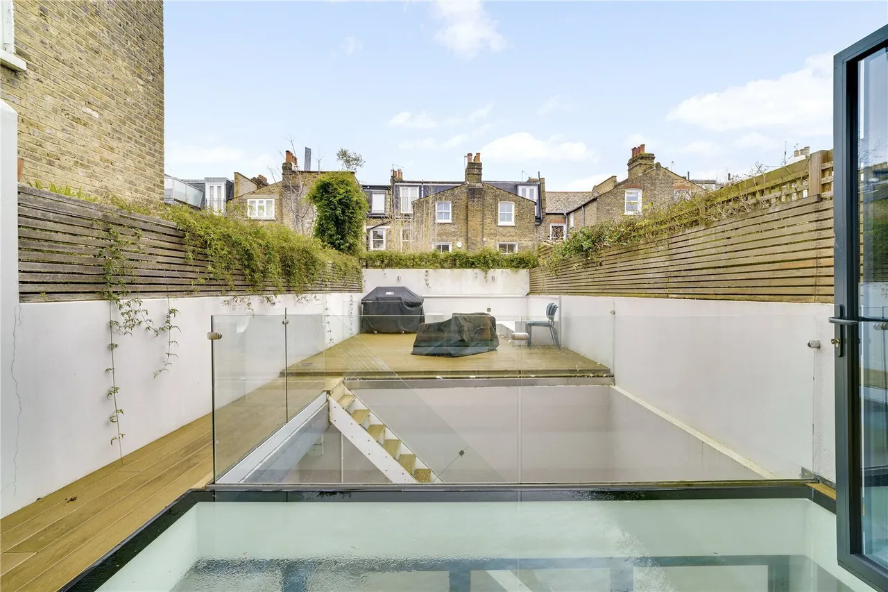 Sisters Avenue, London, SW11, photo 6