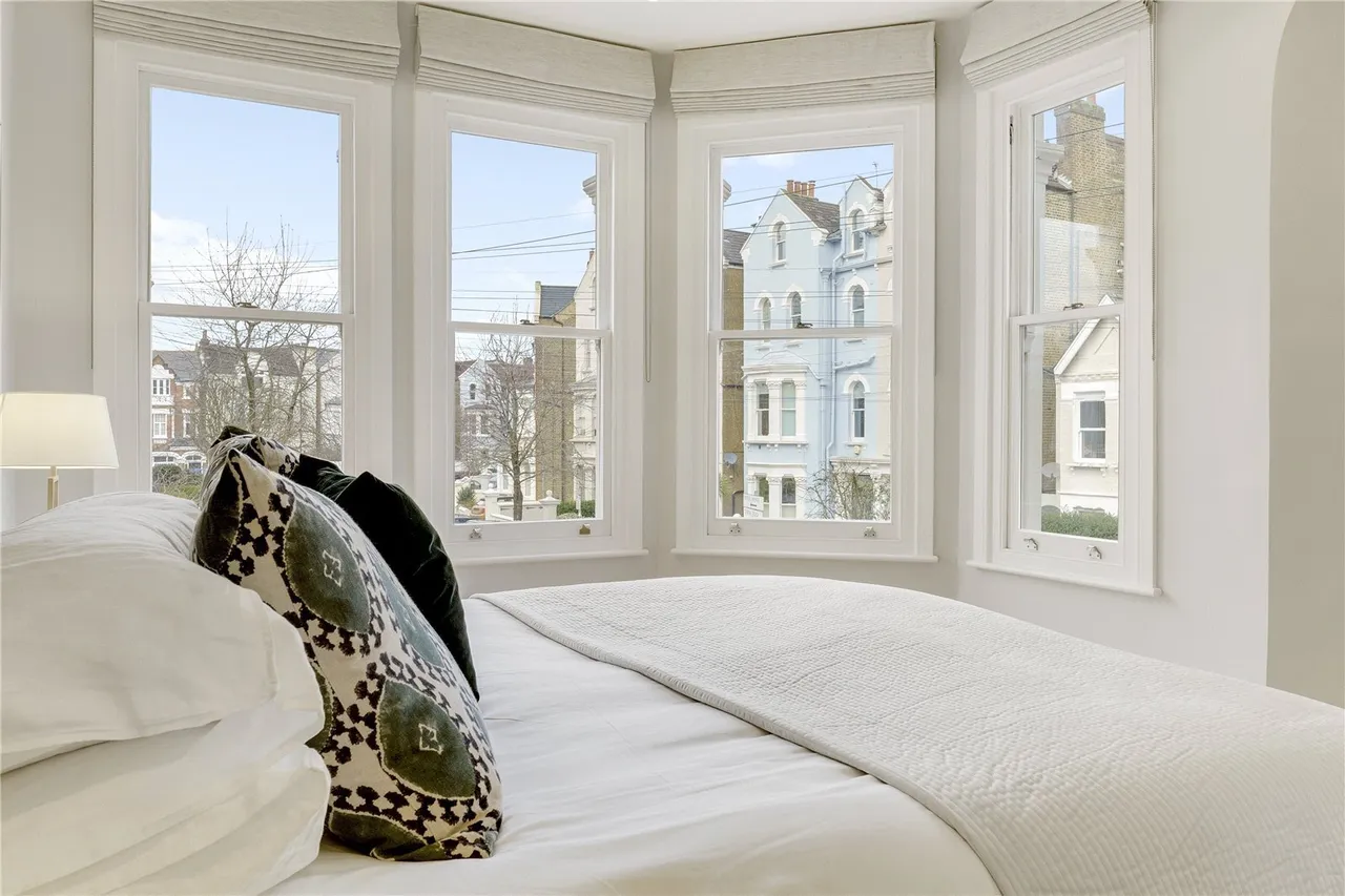 Sisters Avenue, London, SW11, photo 11