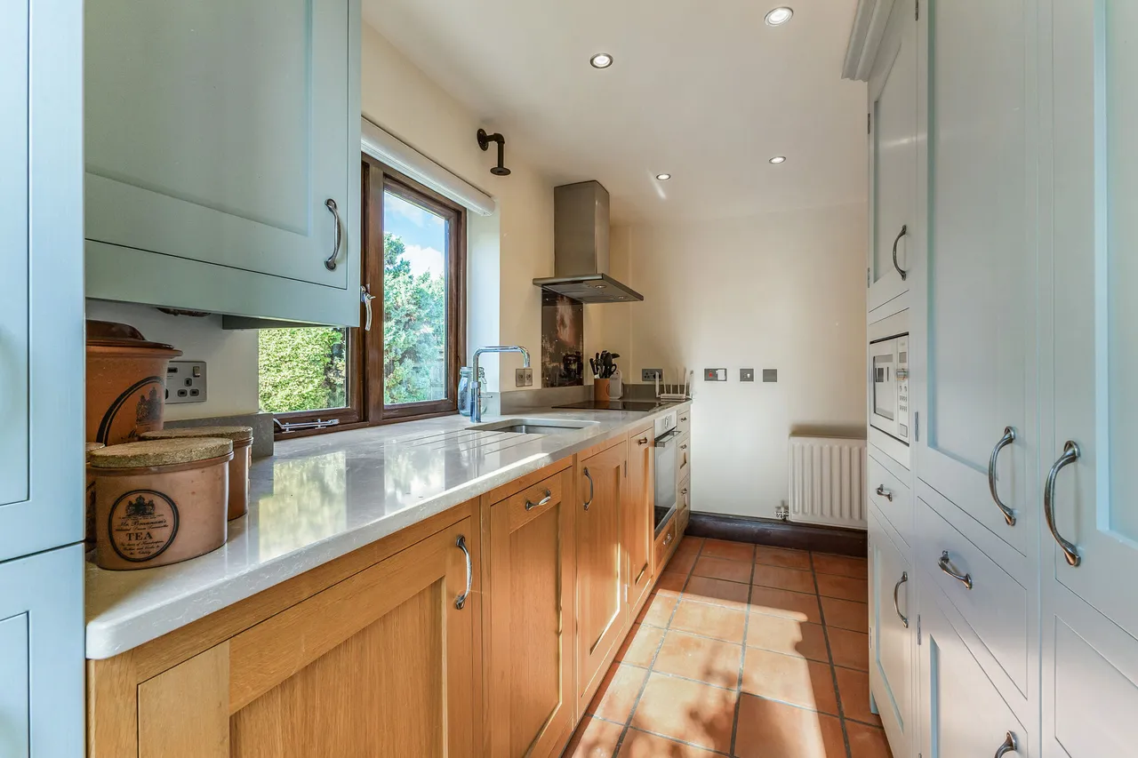 The Butts, Alton, GU34, photo 6