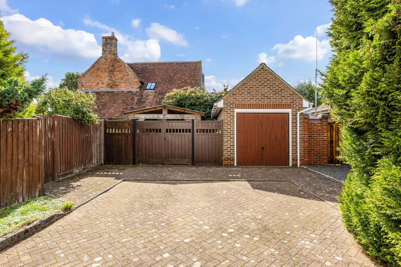 The Butts, Alton, GU34, photo 7