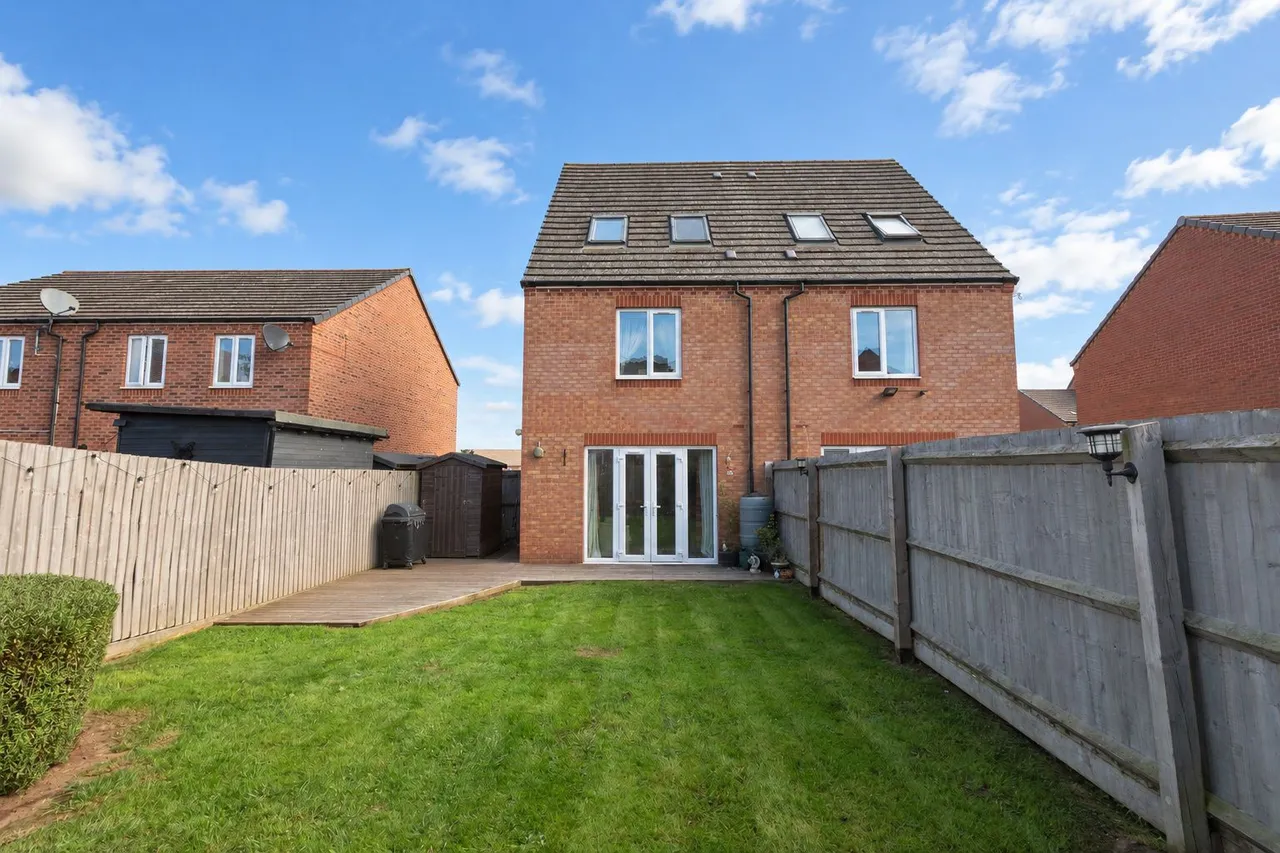 3 bed house for sale, Harpswell Avenue, Redditch, B98