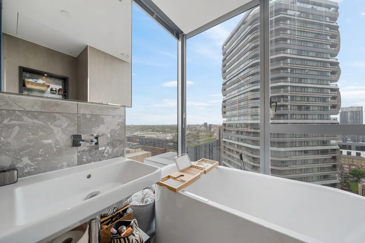 Carrara Tower, Bollinder Place, London EC1V, photo 6