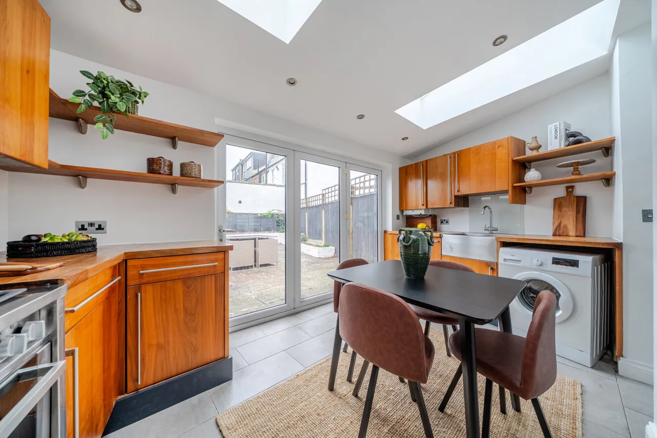 Links Road, Tooting, SW17, photo 16