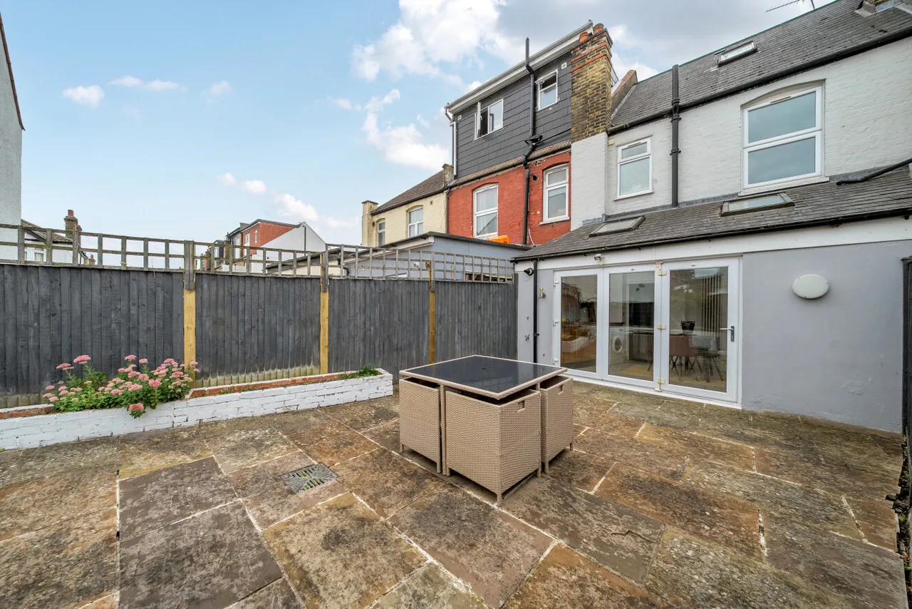 Links Road, Tooting, SW17, photo 17