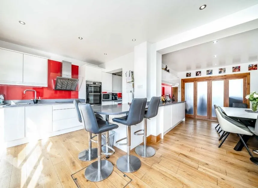 Dane Road, Ashford, TW15, photo 3