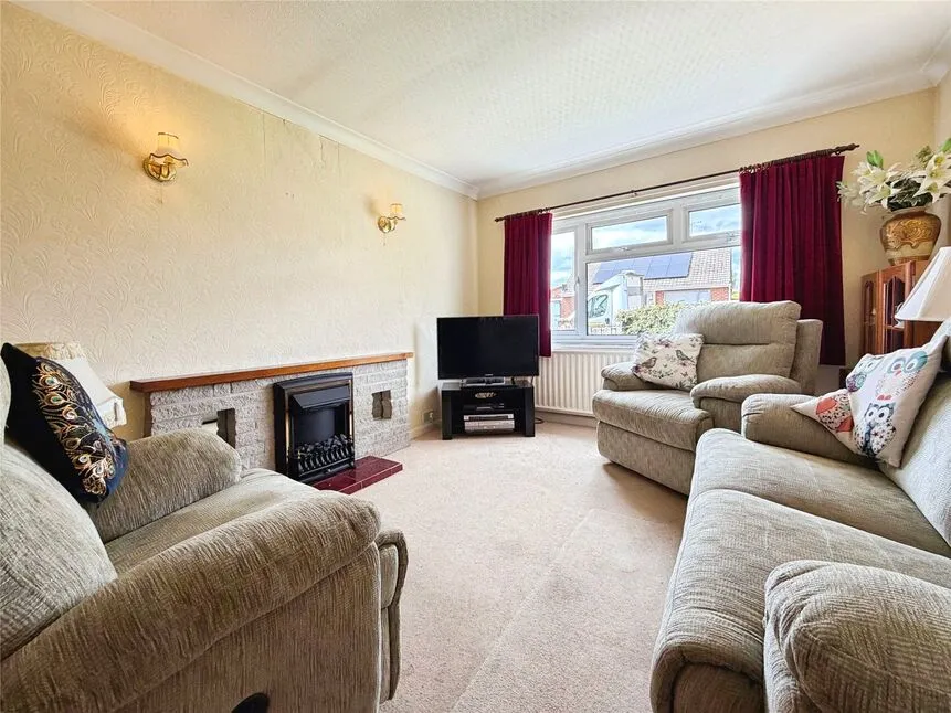 Astwick Road, Lincoln, Lincolnshire, LN6, photo 2