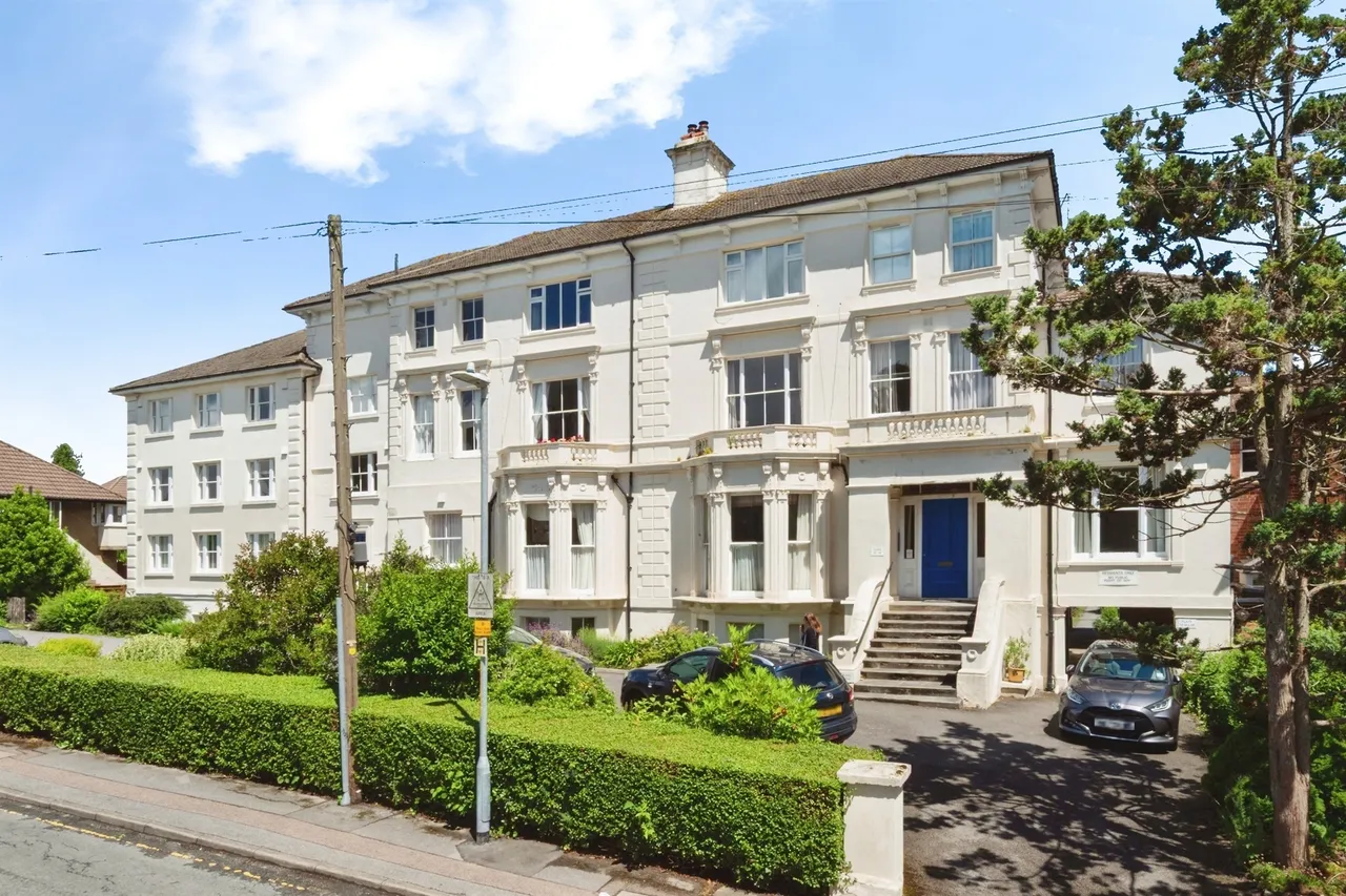 2 bed flat for sale — Amherst Road, Tunbridge Wells