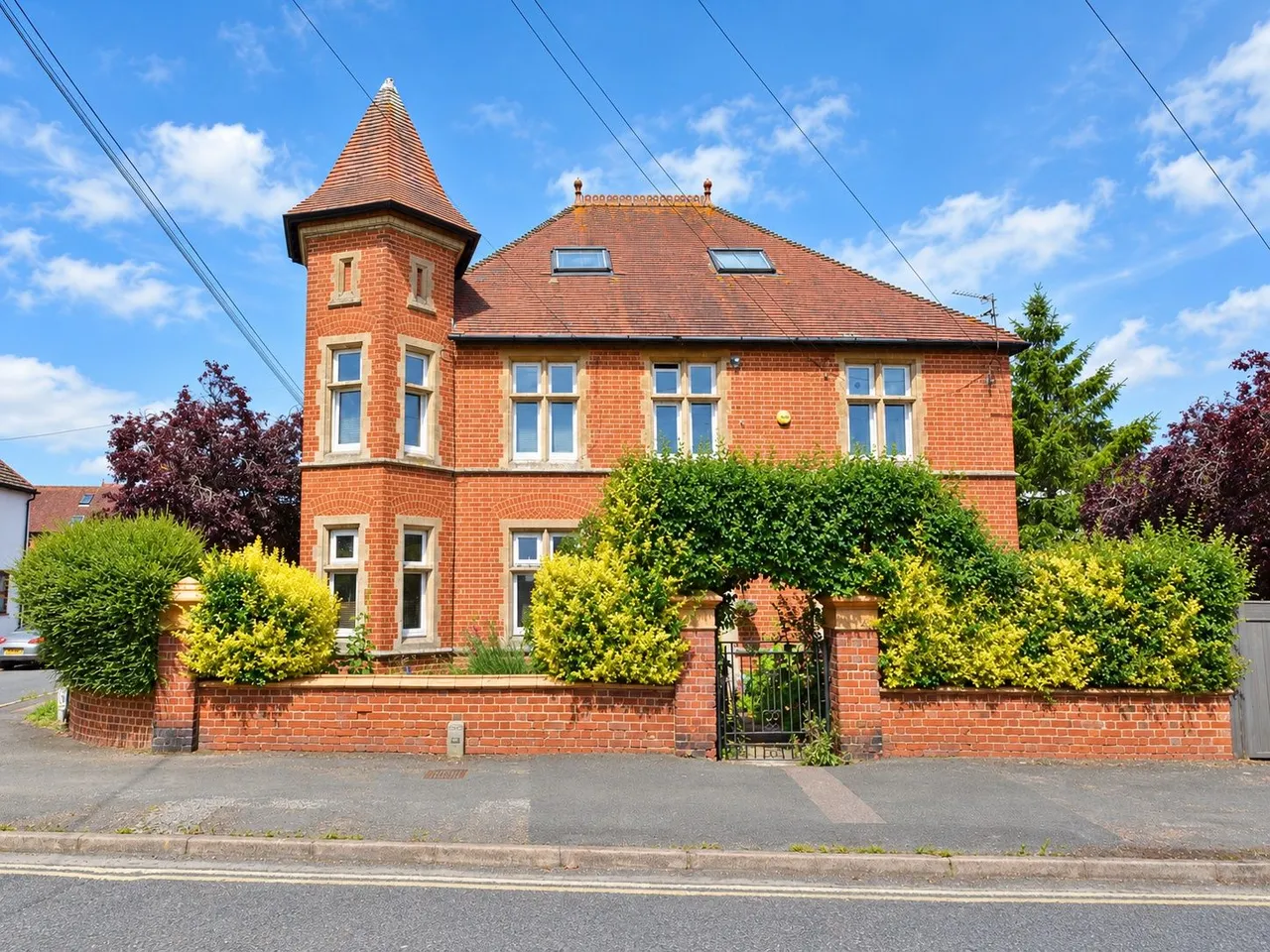 1 bed flat for sale, Essex Road, Thame