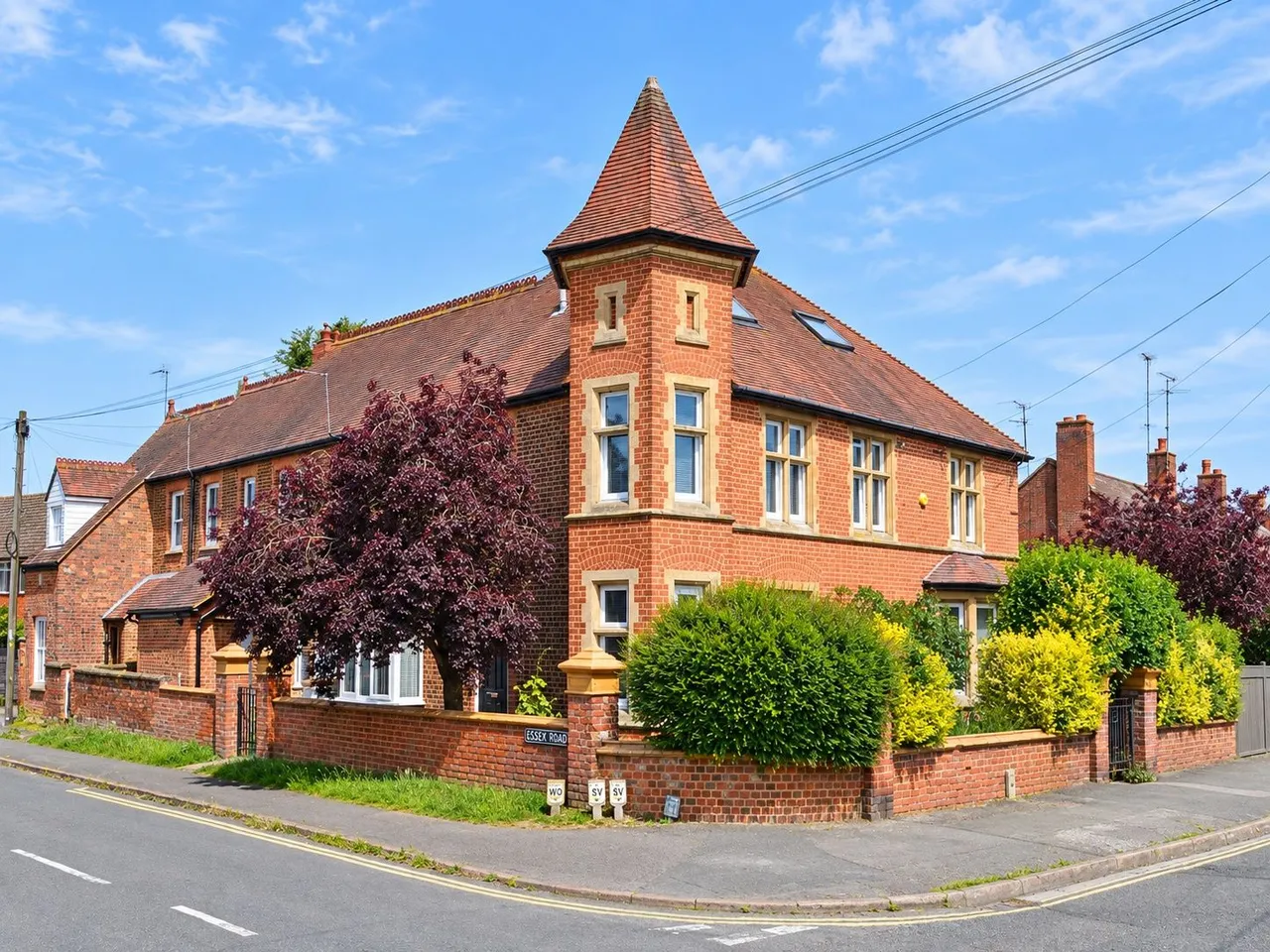 Essex Road, Thame, photo 11