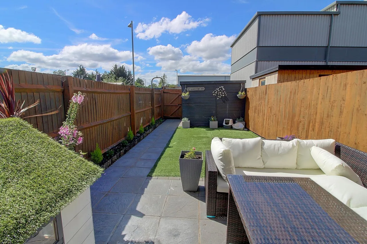 Corrib Road, Nuneaton, CV10, photo 19