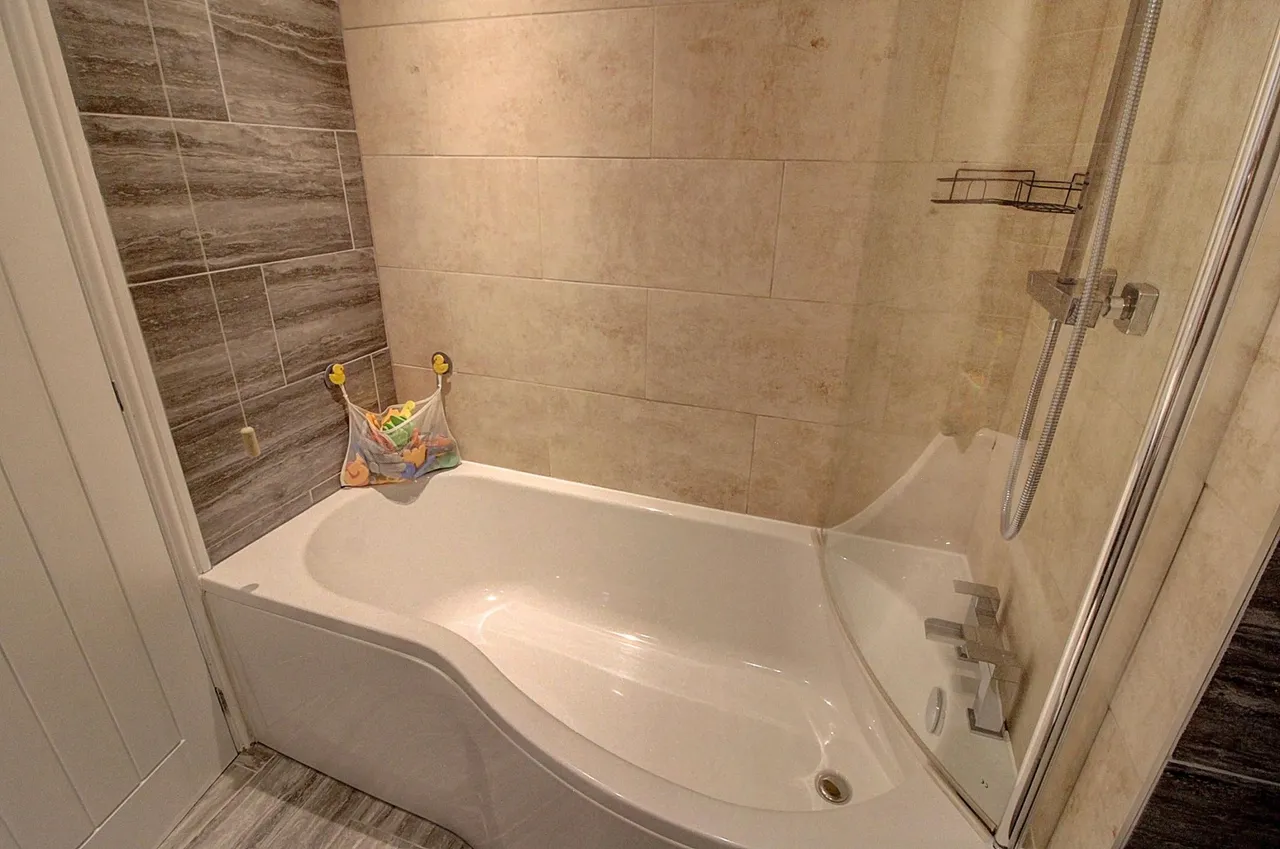 Corrib Road, Nuneaton, CV10, photo 18