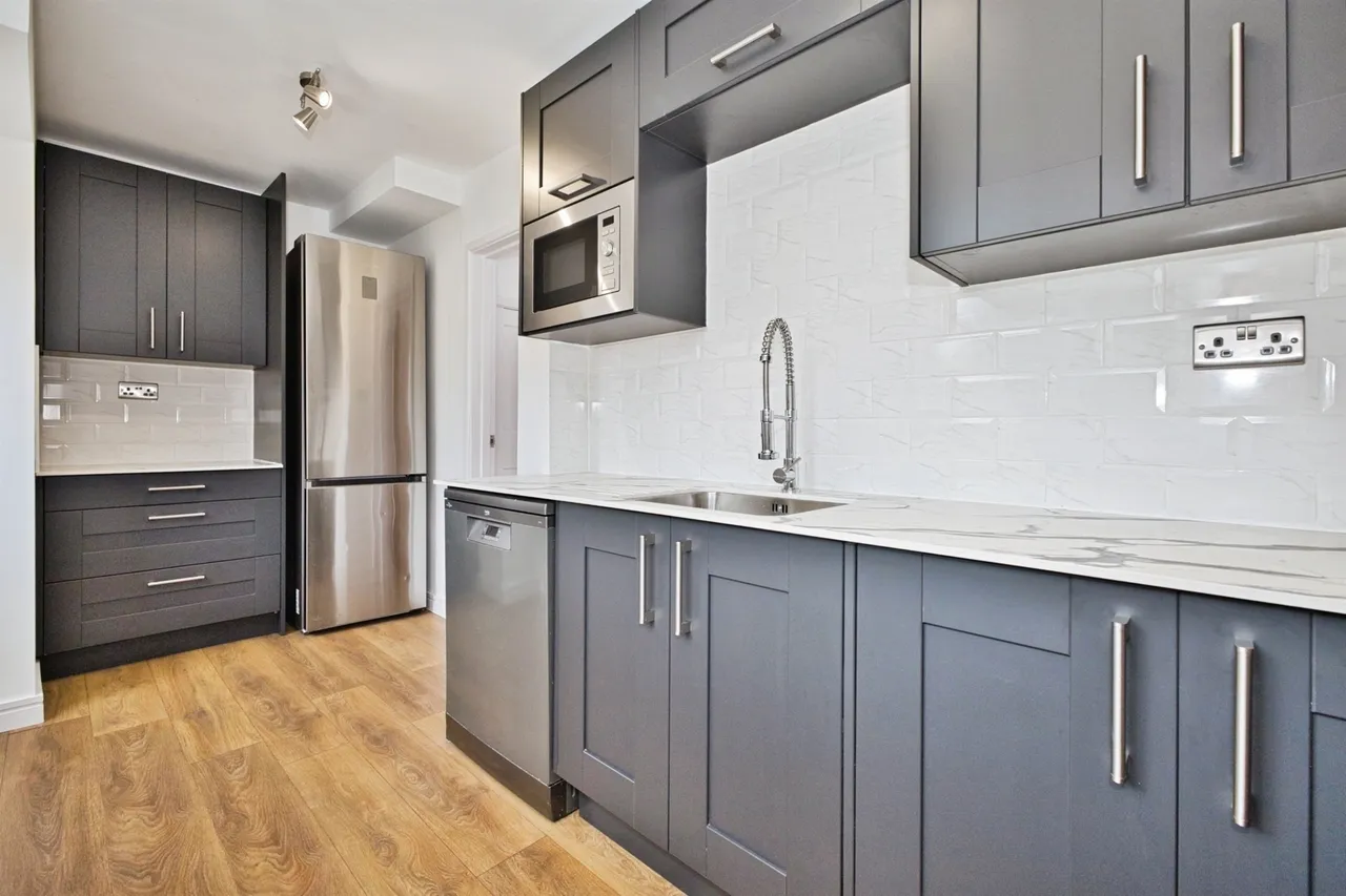 Westland Road, Yeovil, photo 5