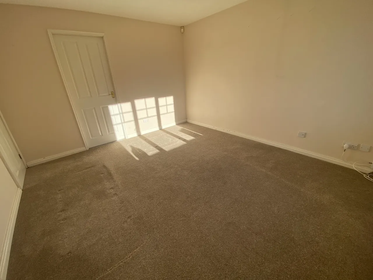 Castle Avenue, Rossington, DN11, photo 3