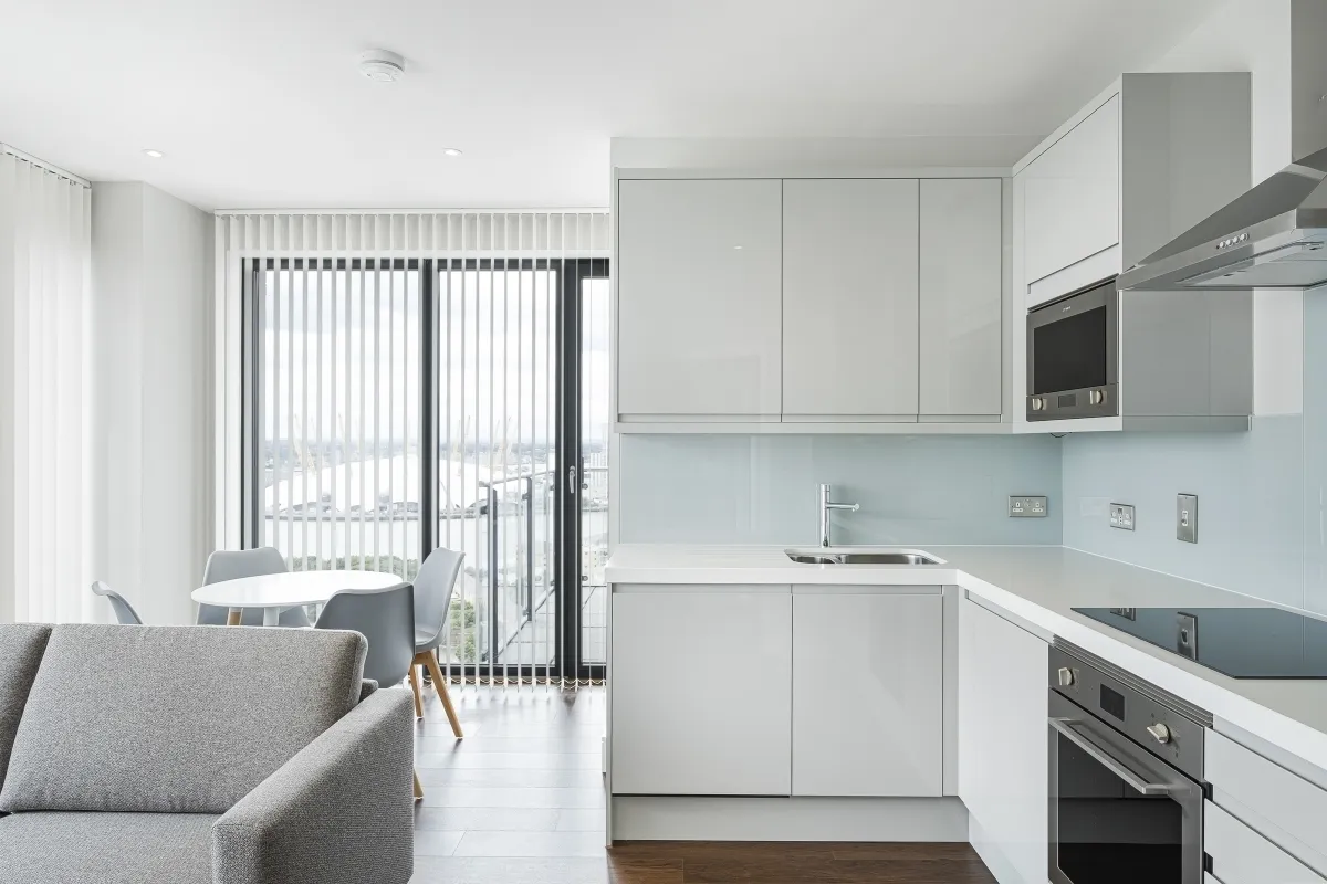 Silvocea Way, E14, photo 2