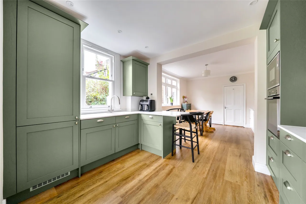 Tolworth Park Road, Surbiton, KT6, photo 3