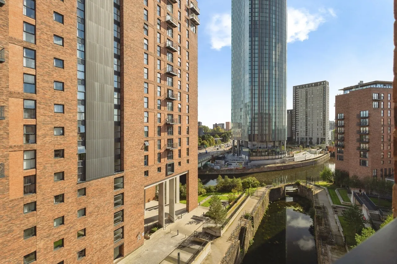 2 bed flat for sale, Ordsall Lane, Salford, M5