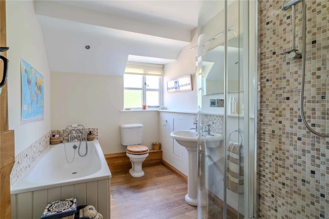 Vicarage Lane, Childswickham, WR12, photo 9