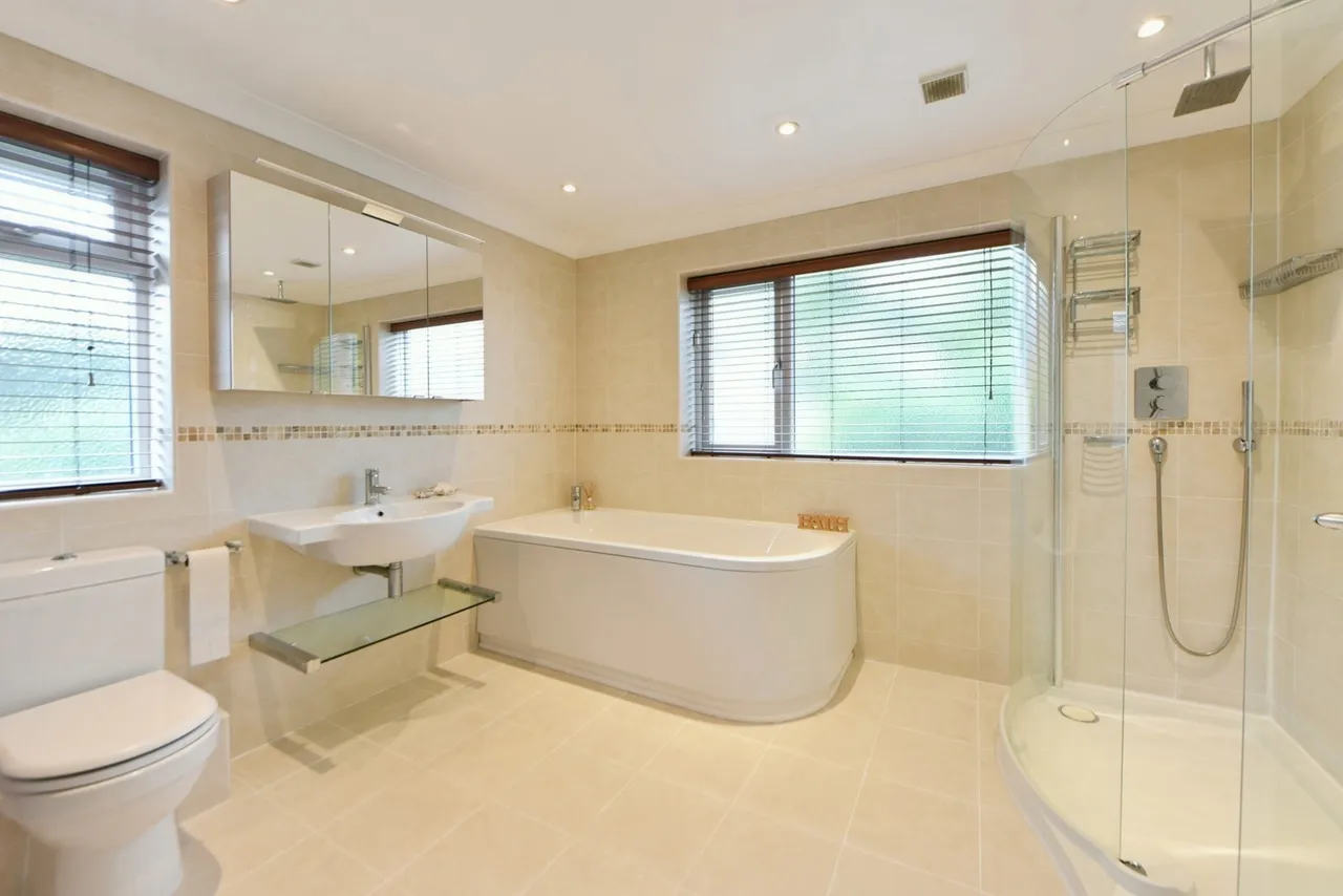 Fairmount Road, Swinton, Manchester, Greater Manchester, M27, photo 13
