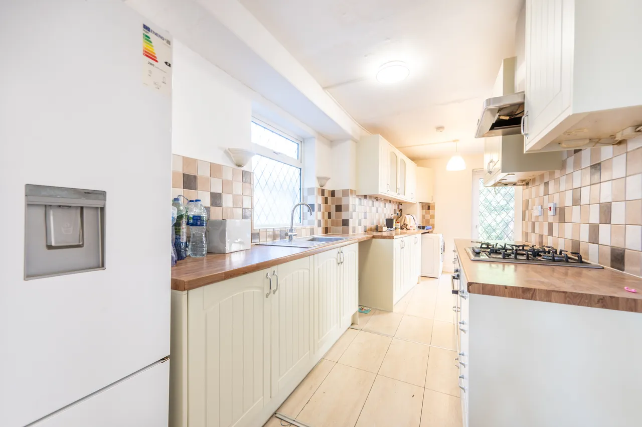 23 Alder Grove, London, photo 4