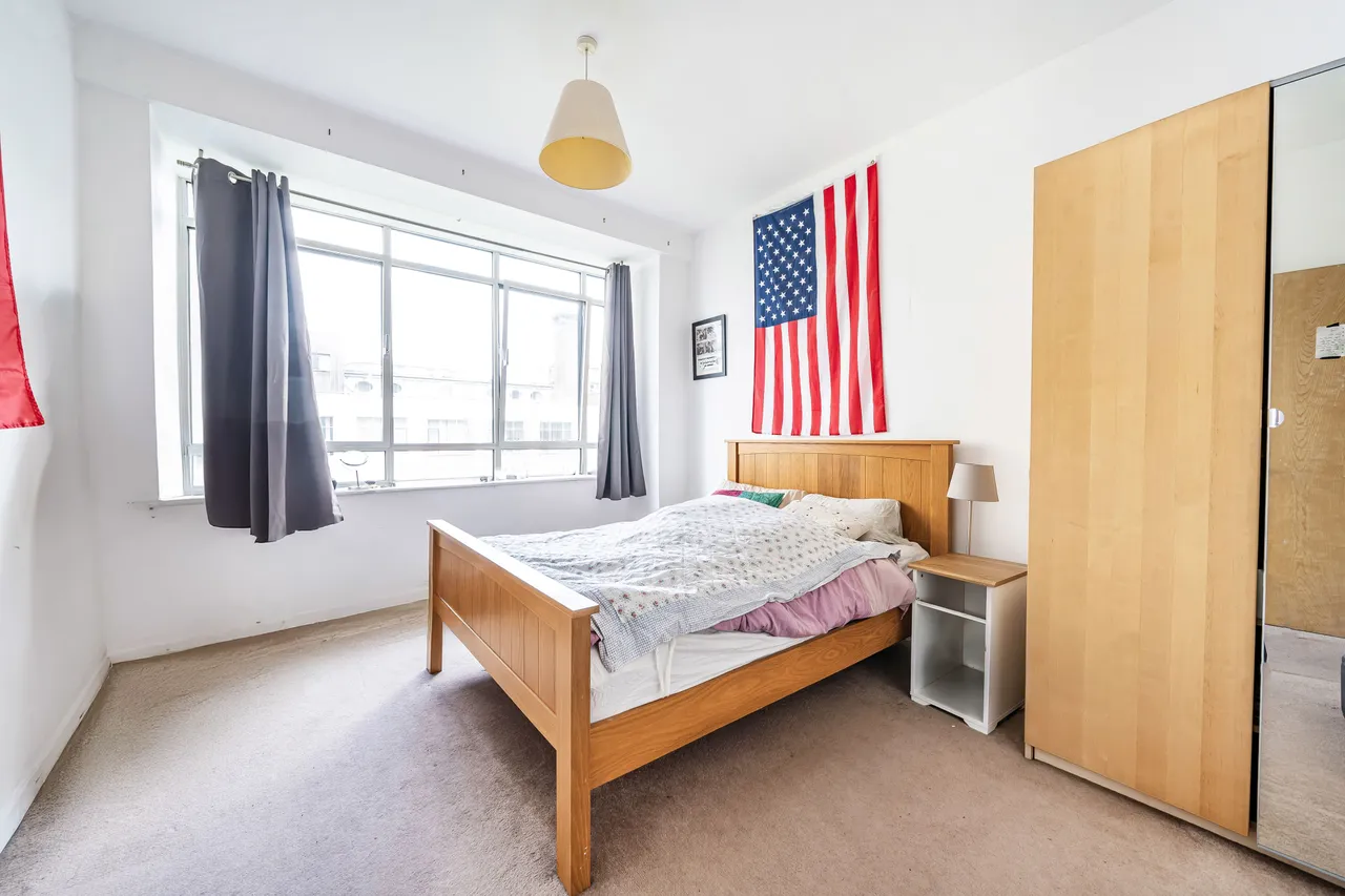 113 Wallis House, Great West Road, Brentford, photo 4