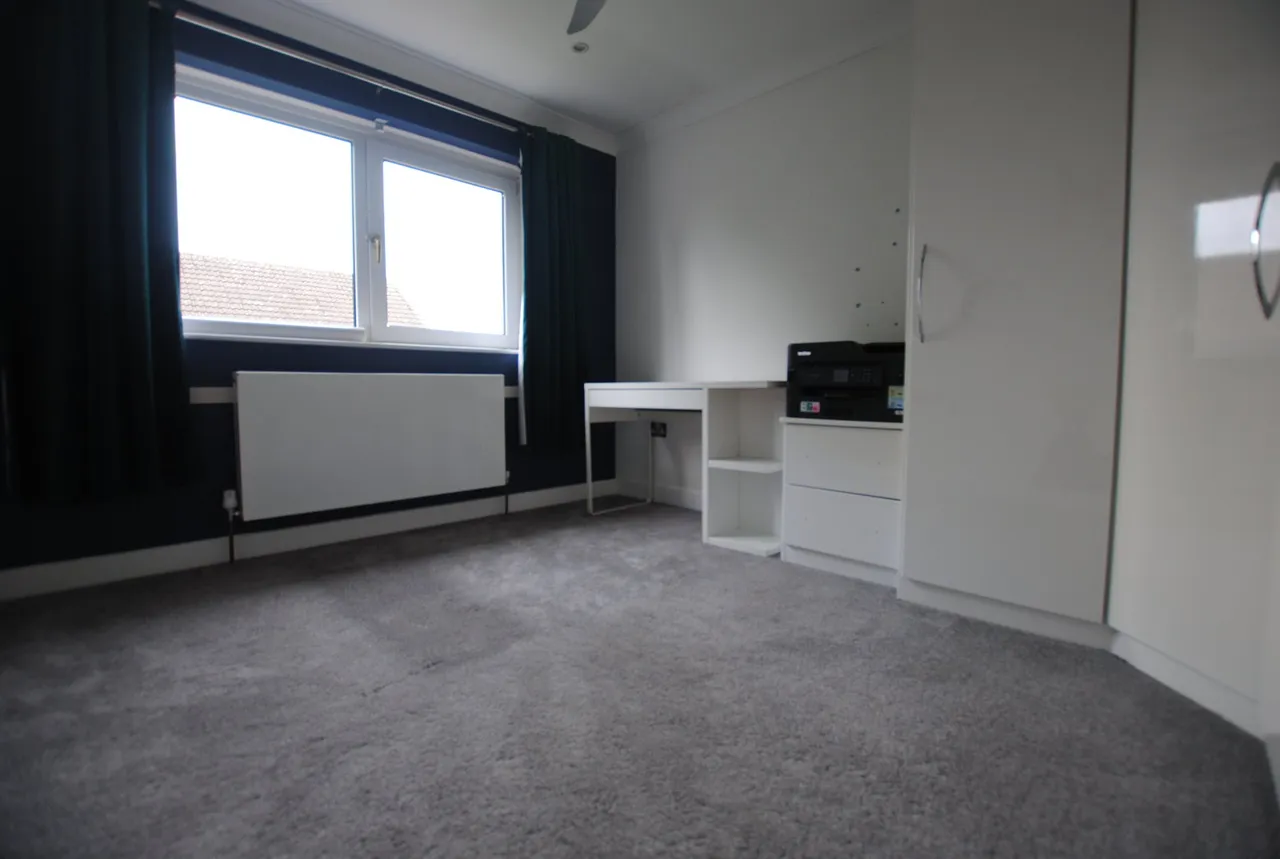Dashwood Road, Gravesend, Kent, DA11 7LY, photo 12