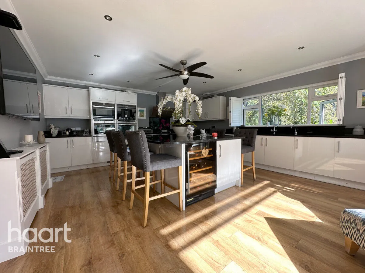 Oaklands Close, Braintree, CM77, photo 3