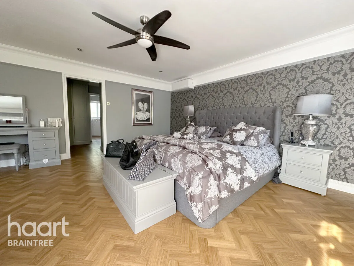 Oaklands Close, Braintree, CM77, photo 14
