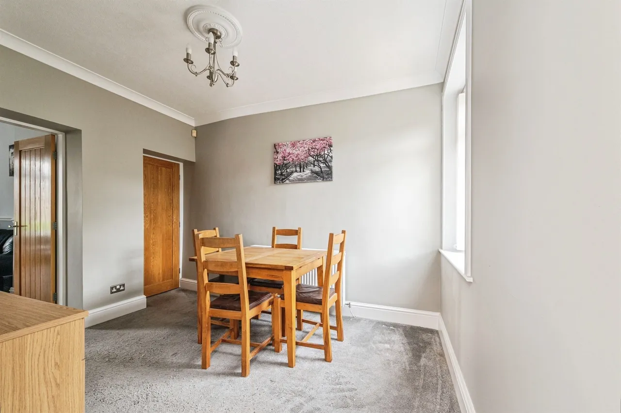 Chapel Terrace, Huddersfield, photo 3
