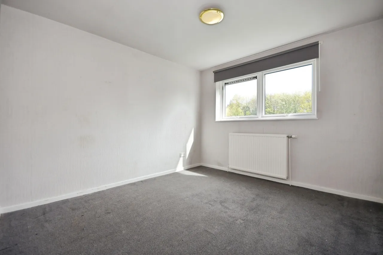 Lupton Walk, Sheffield, S8, photo 5