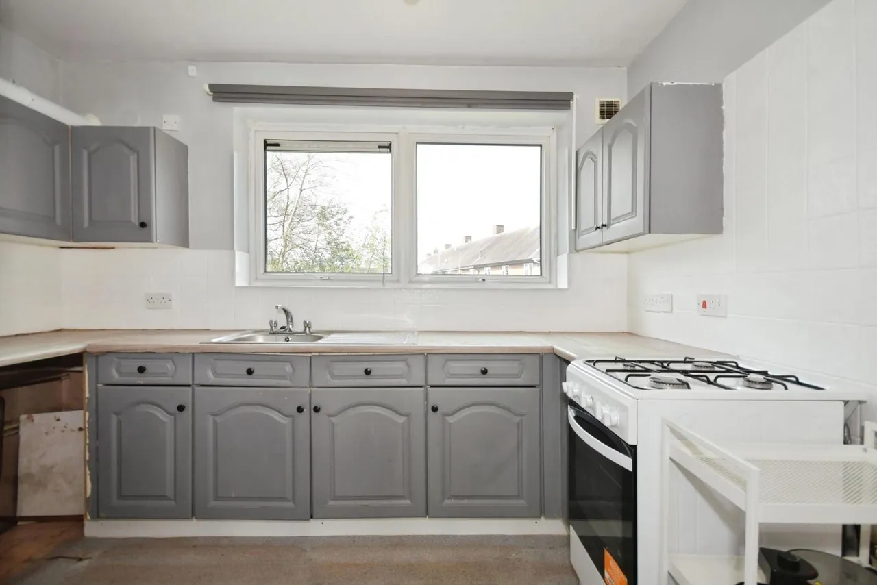 Lupton Walk, Sheffield, S8, photo 3