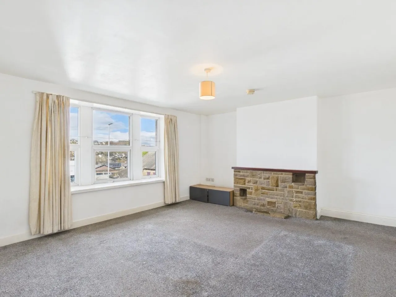 1 bed flat to rent, Briggate, Shipley, BD17
