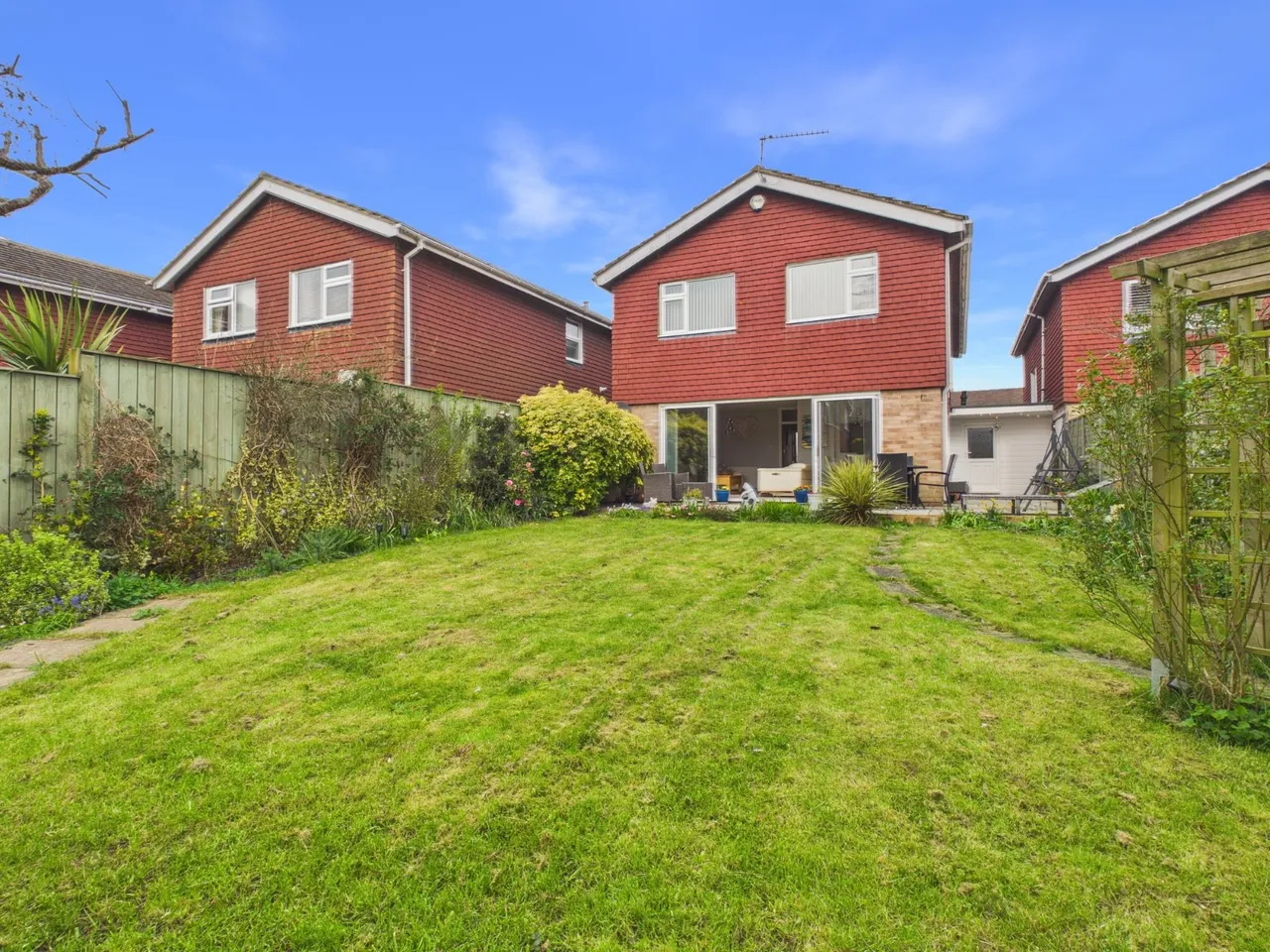 Highfield Road, Flackwell Heath, HP10, photo 22