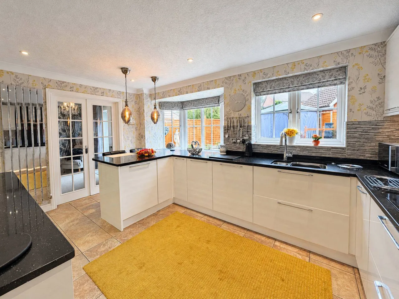 Barn Close, Grange Park, NN4, photo 3