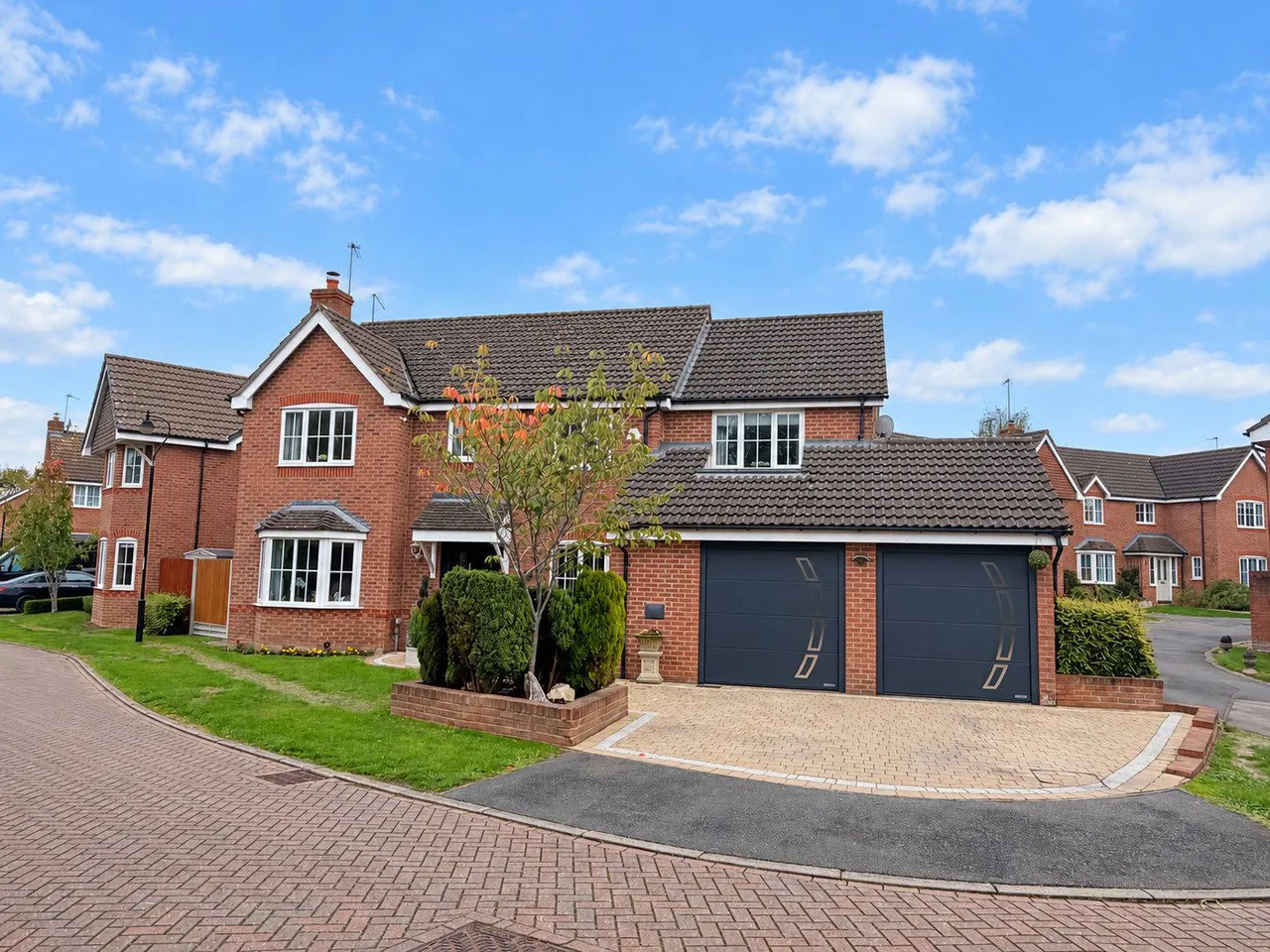 Barn Close, Grange Park, NN4, photo 29
