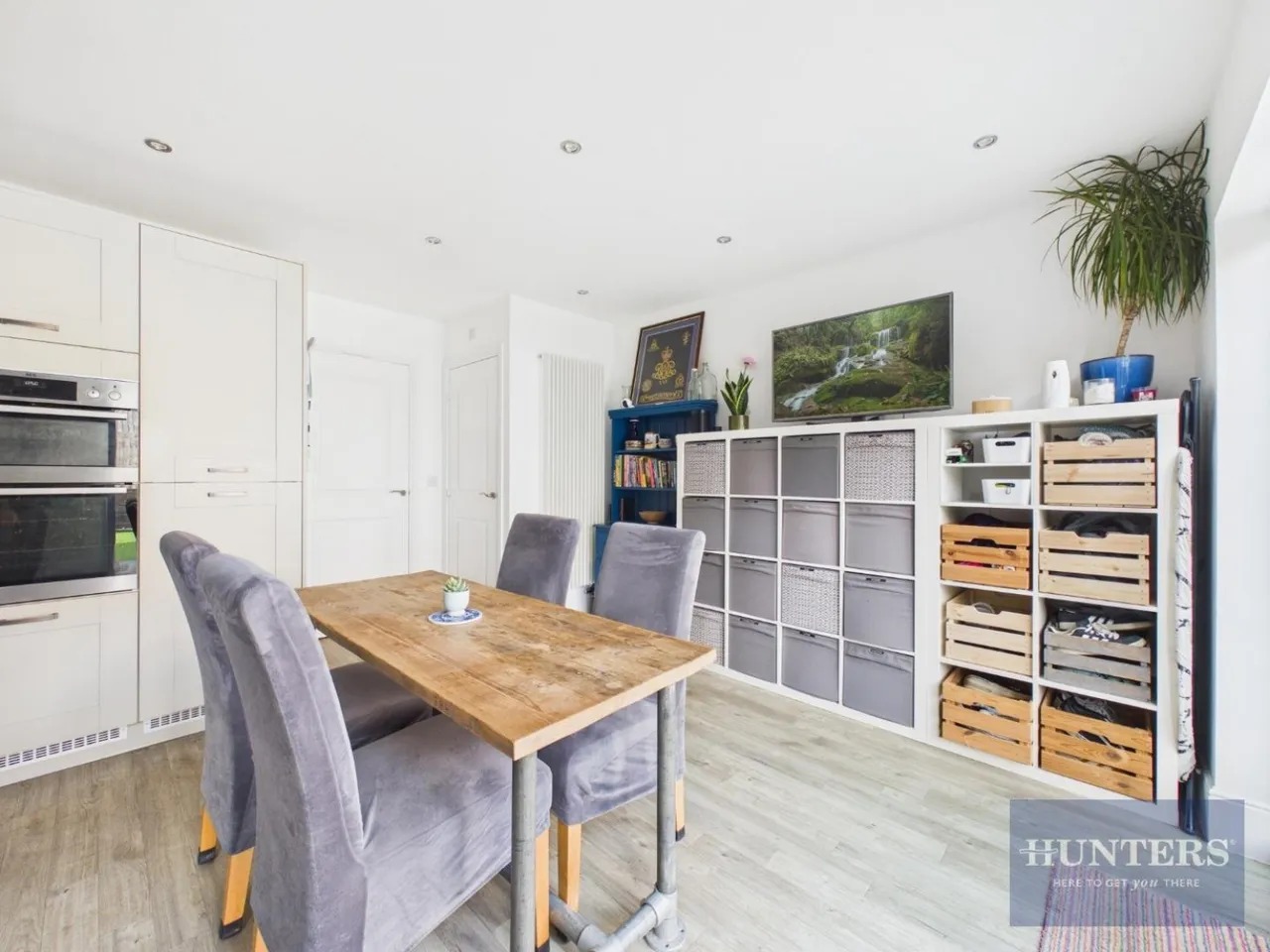 Honeysuckle Avenue, Leckhampton/Shurdington, GL53, photo 6