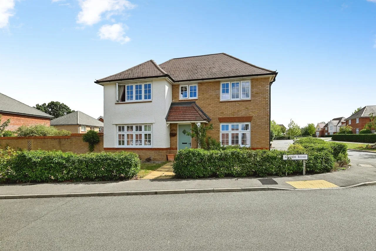 4 bed house for sale, Archer Road, Marden, TN12