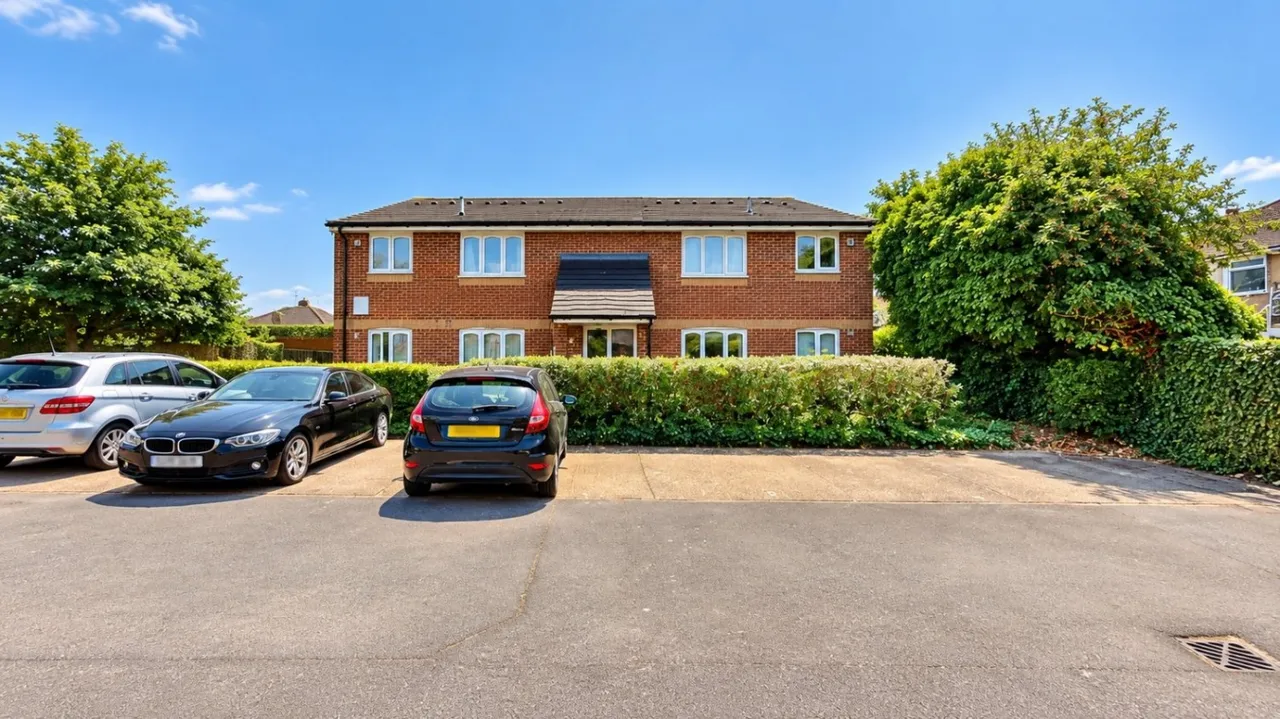 Chartwell Close, Greenford, UB6, photo 11