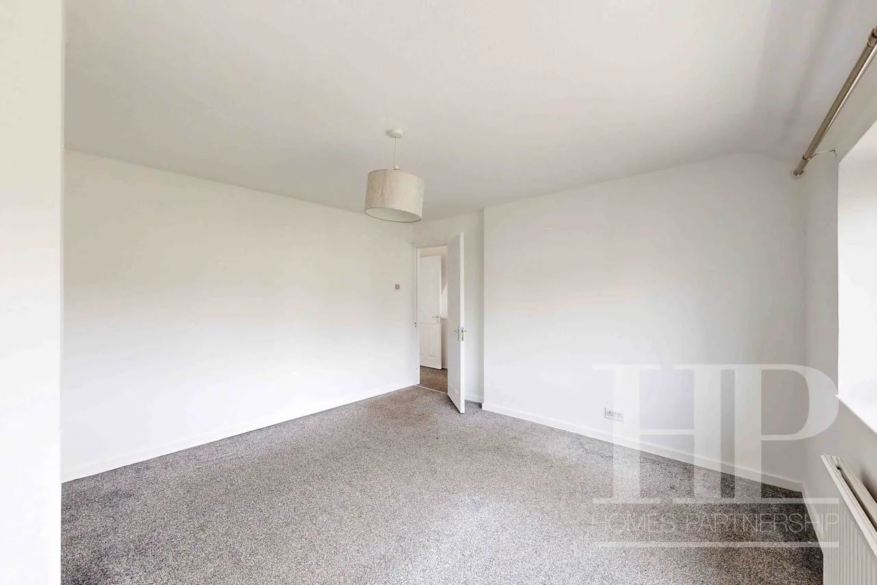 Tennyson Close, Crawley, RH10, photo 14