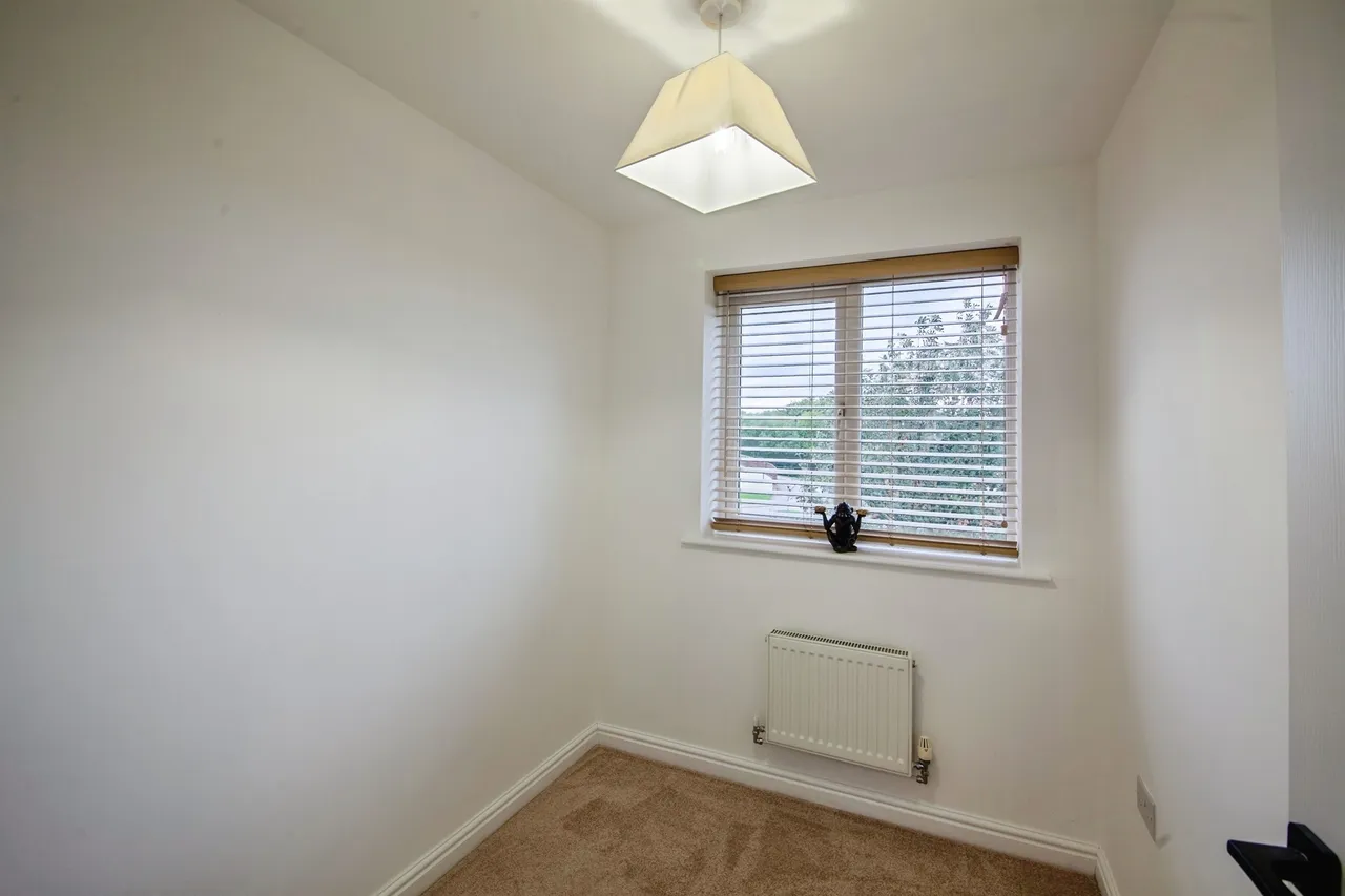 Turnshaw Mews, Barnsley, S70, photo 11