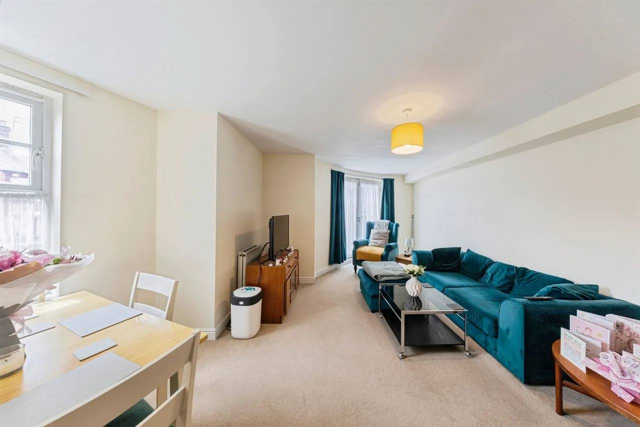 Florey Gardens, Aylesbury, photo 5