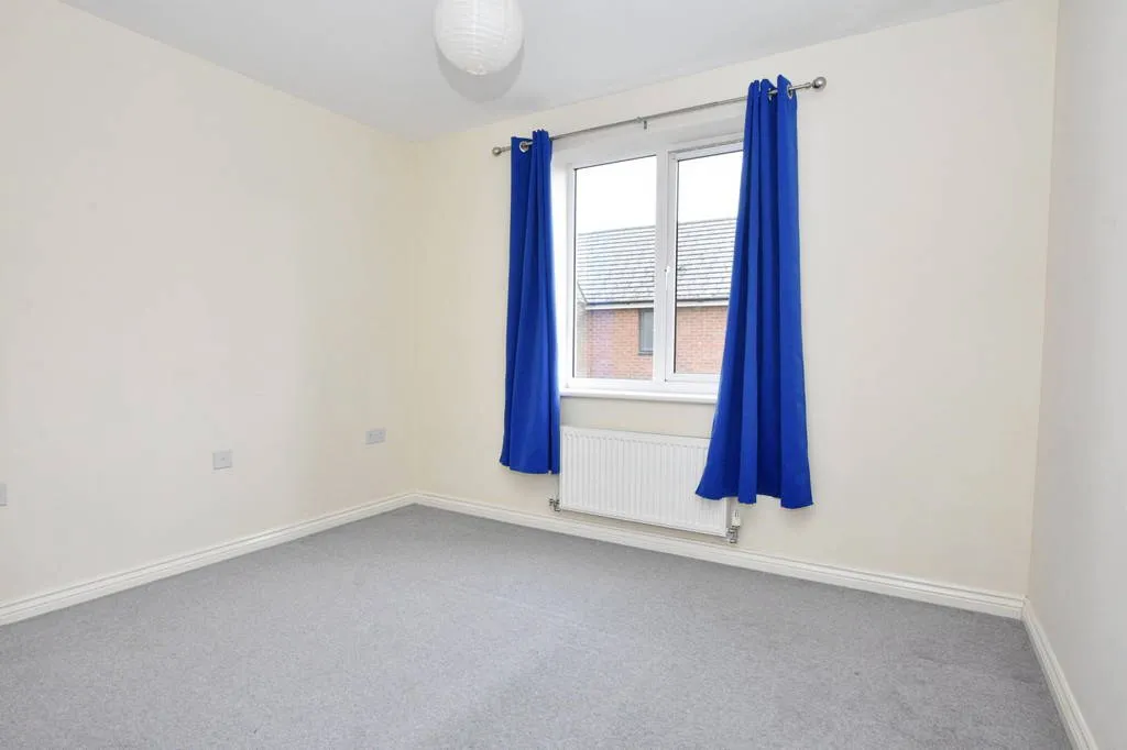Kirkistown Close, Caldecott Manor, Rugby, Warwickshire, CV21 1AN, photo 5