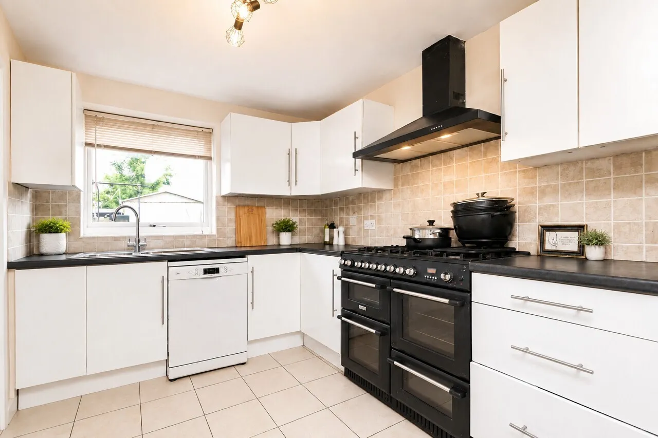Bandley Rise, Shephall, Stevenage, photo 3
