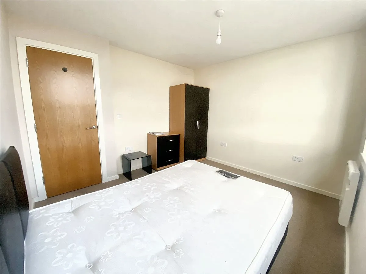 80 Manchester Road, Altrincham, Cheshire, WA14 4YW, photo 6